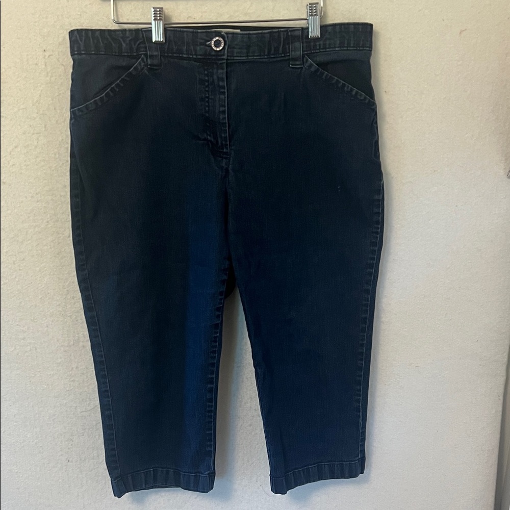 L.L. Bean Women's Denim Blue Capri Jeans - 16 Petite